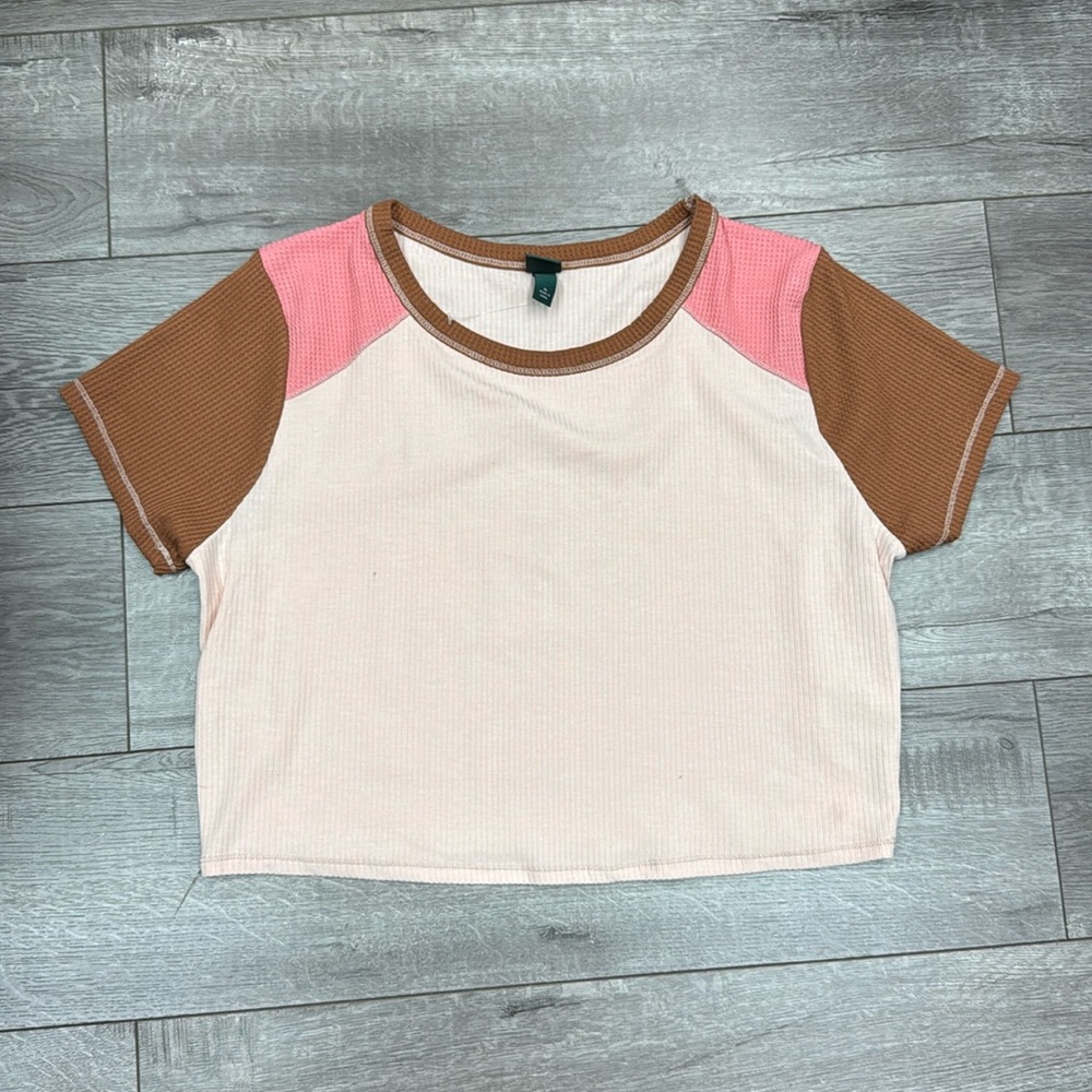 Wild Fable size XL crop top brown and pink new without tags